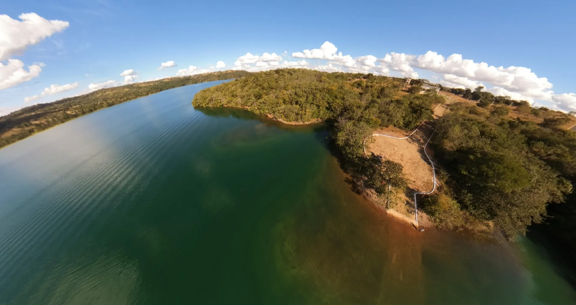 Vista panorâmica do Lago Corumbá